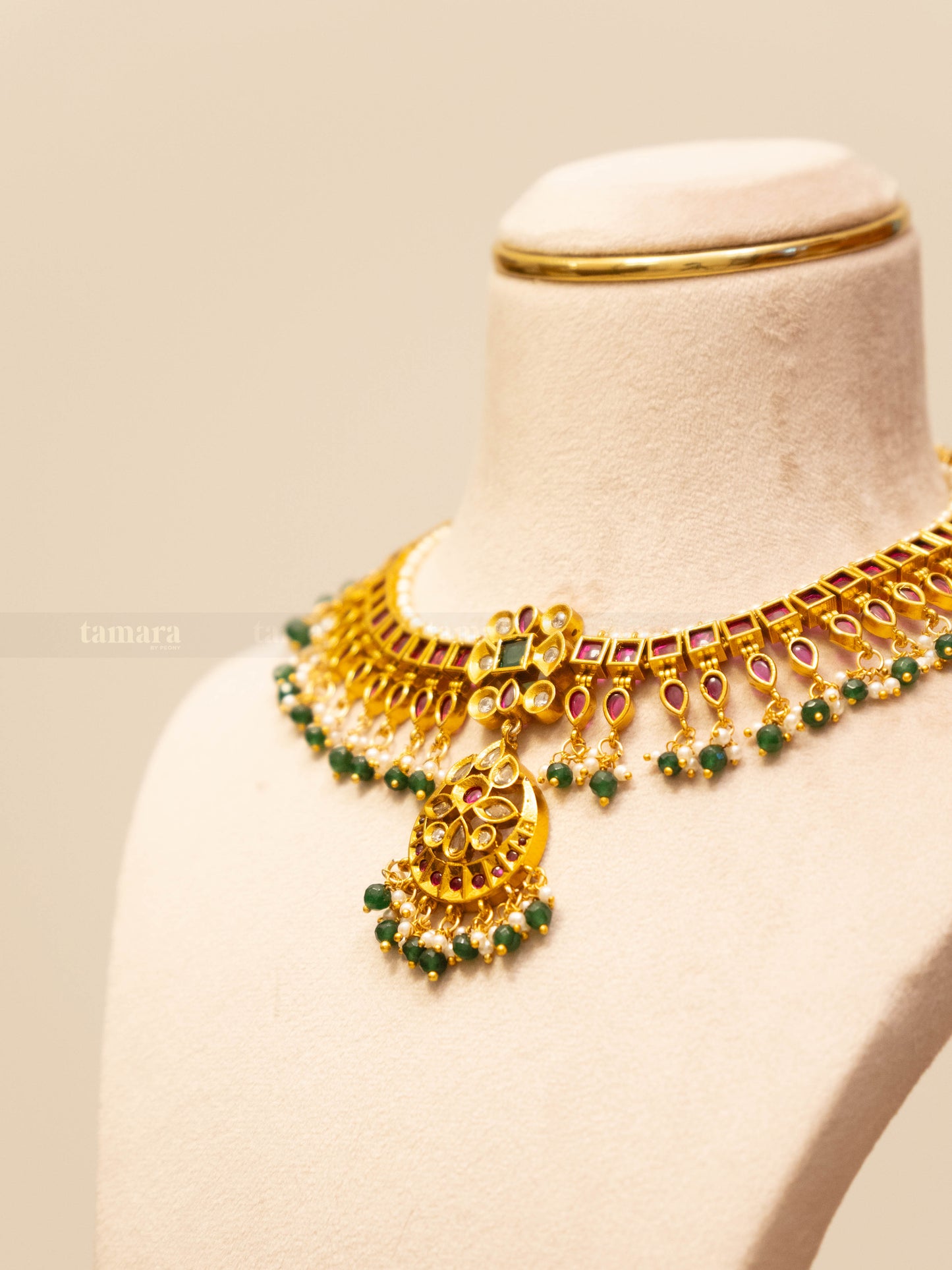 Kemp Floral Chand Necklace Set