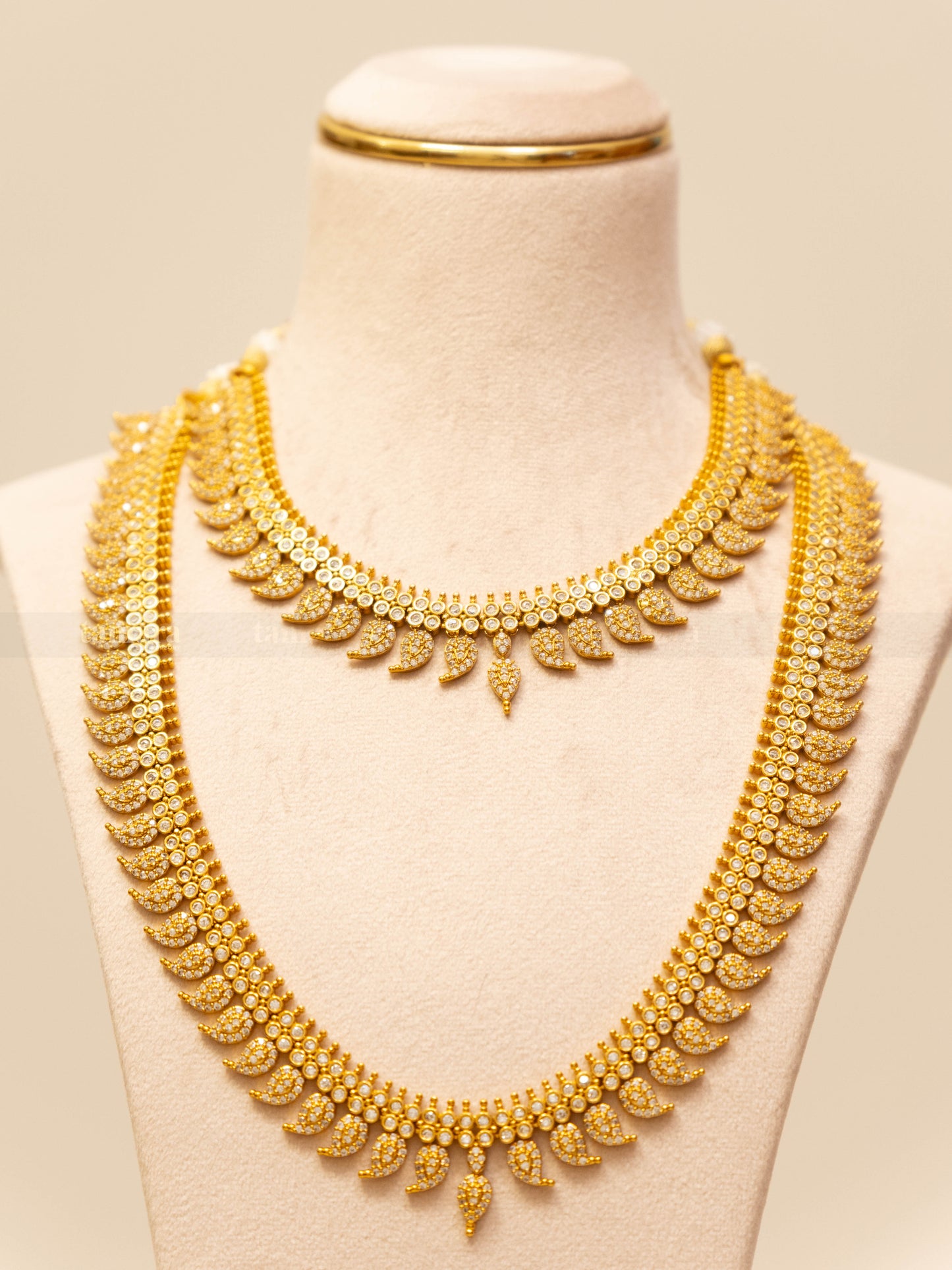 Mango Necklace Combo Set - White