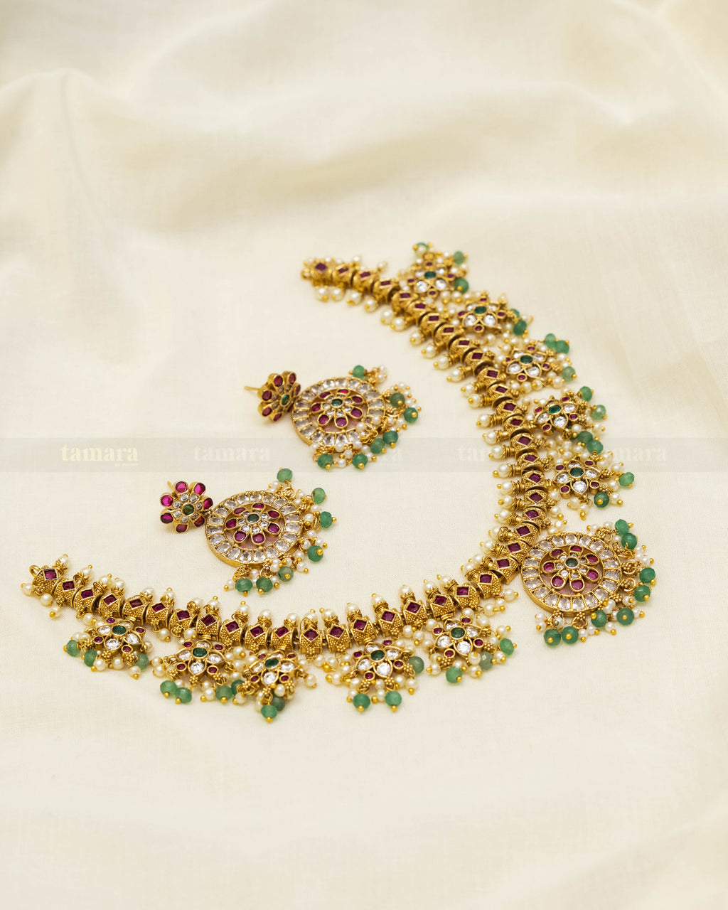 Guttapusulu Necklace Set with Mint Color Beads