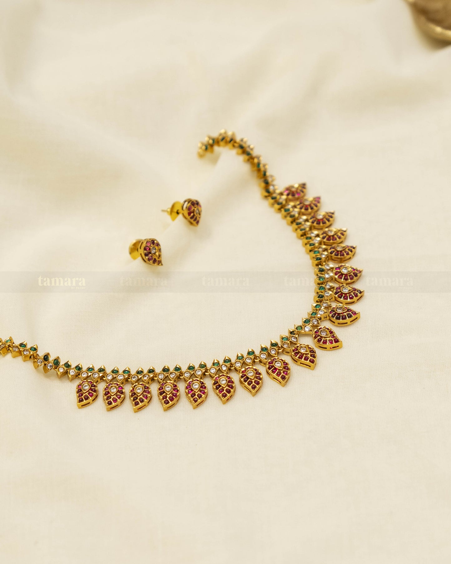 Mango Kemp Necklace Set