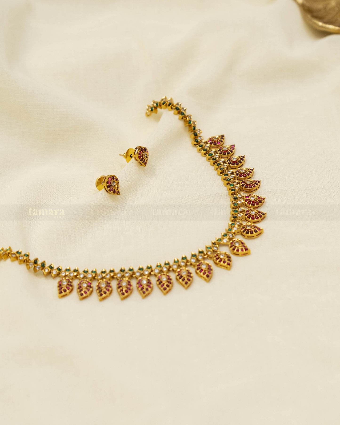 Mango Kemp Necklace Set