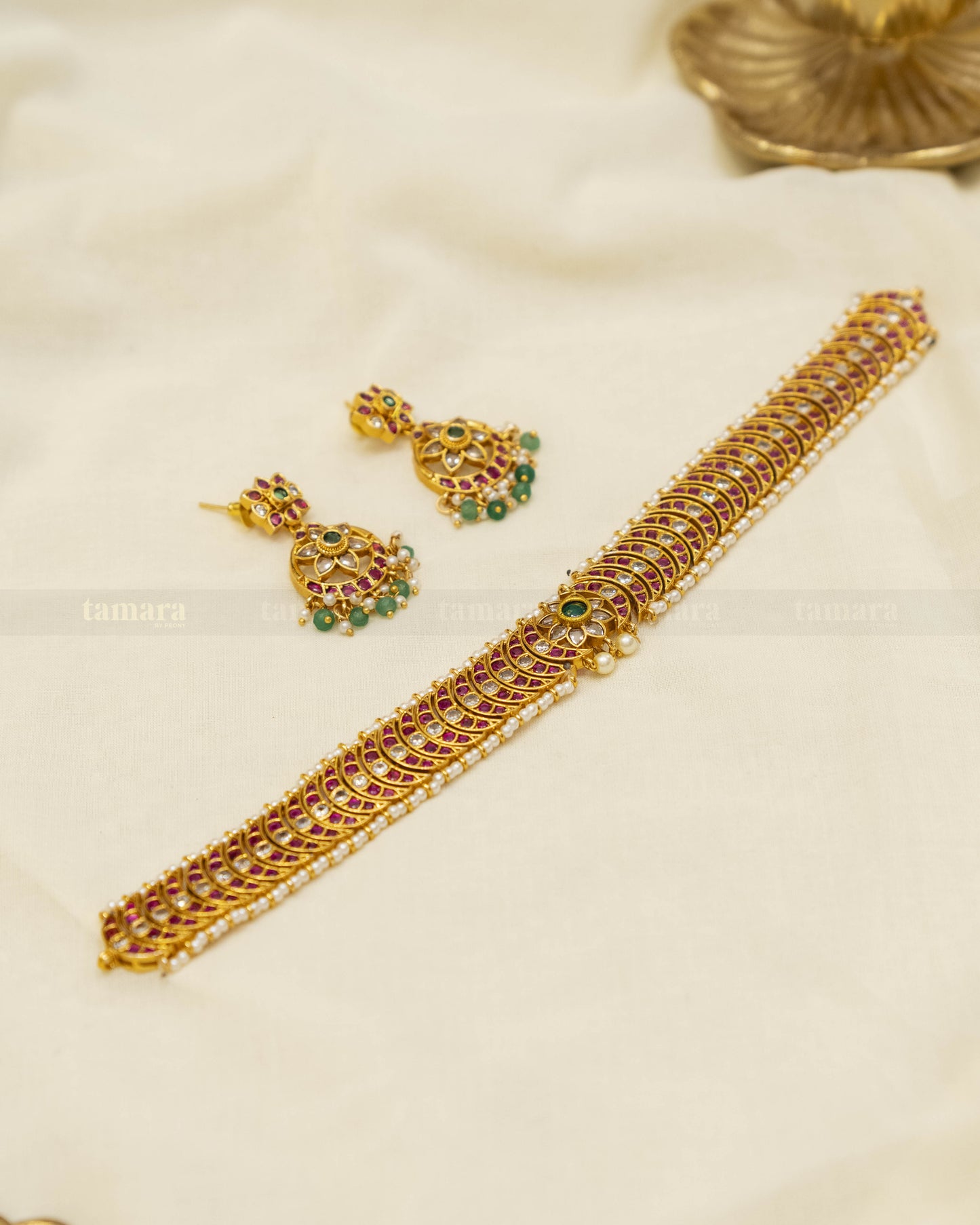 Kemp Chandbali Floral Choker Set with Removable Pendant