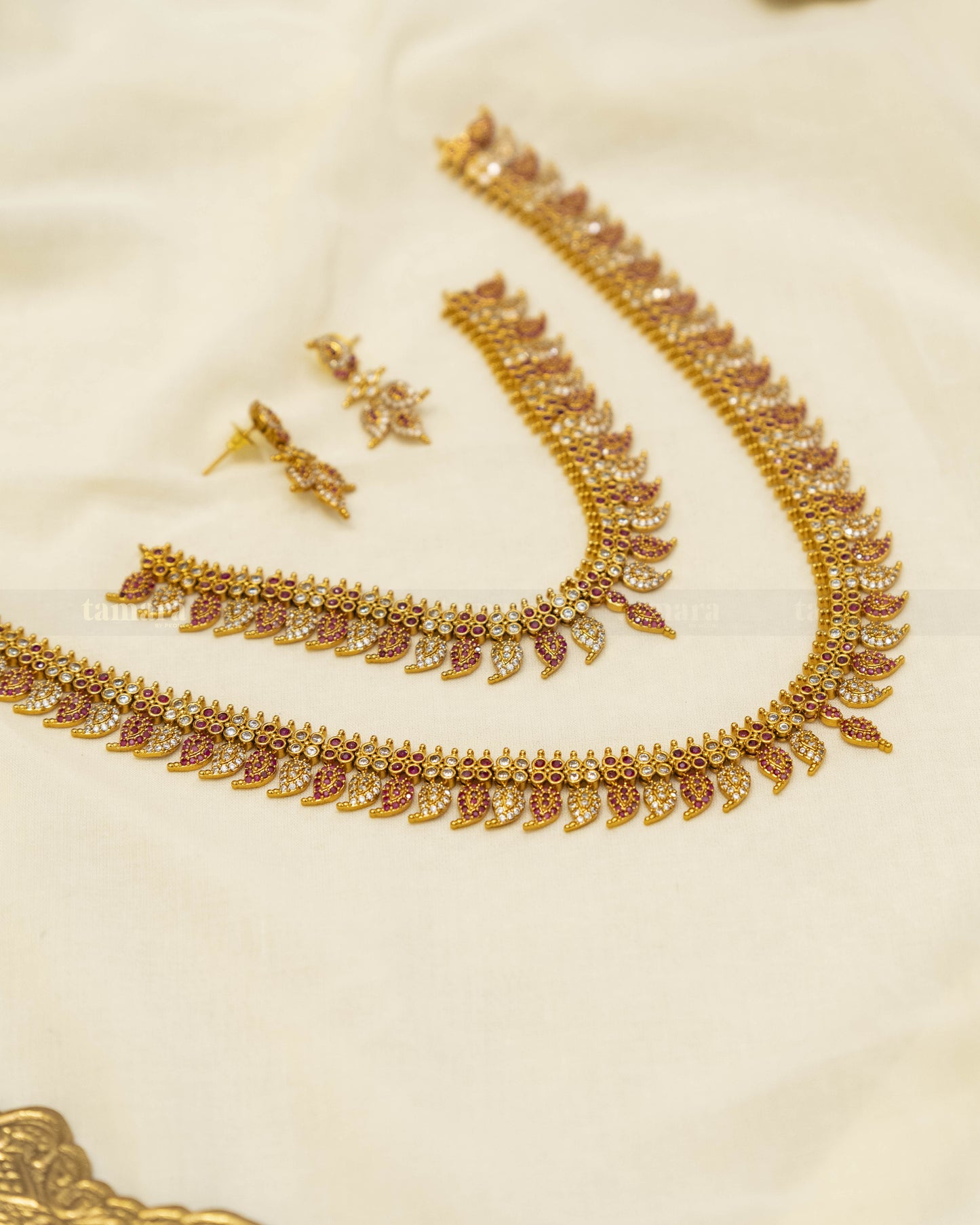Mango Necklace Combo Set - Ruby & White