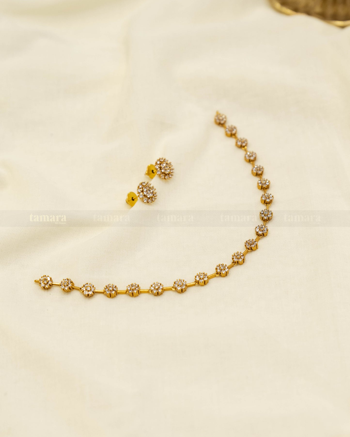 Star Necklace Set