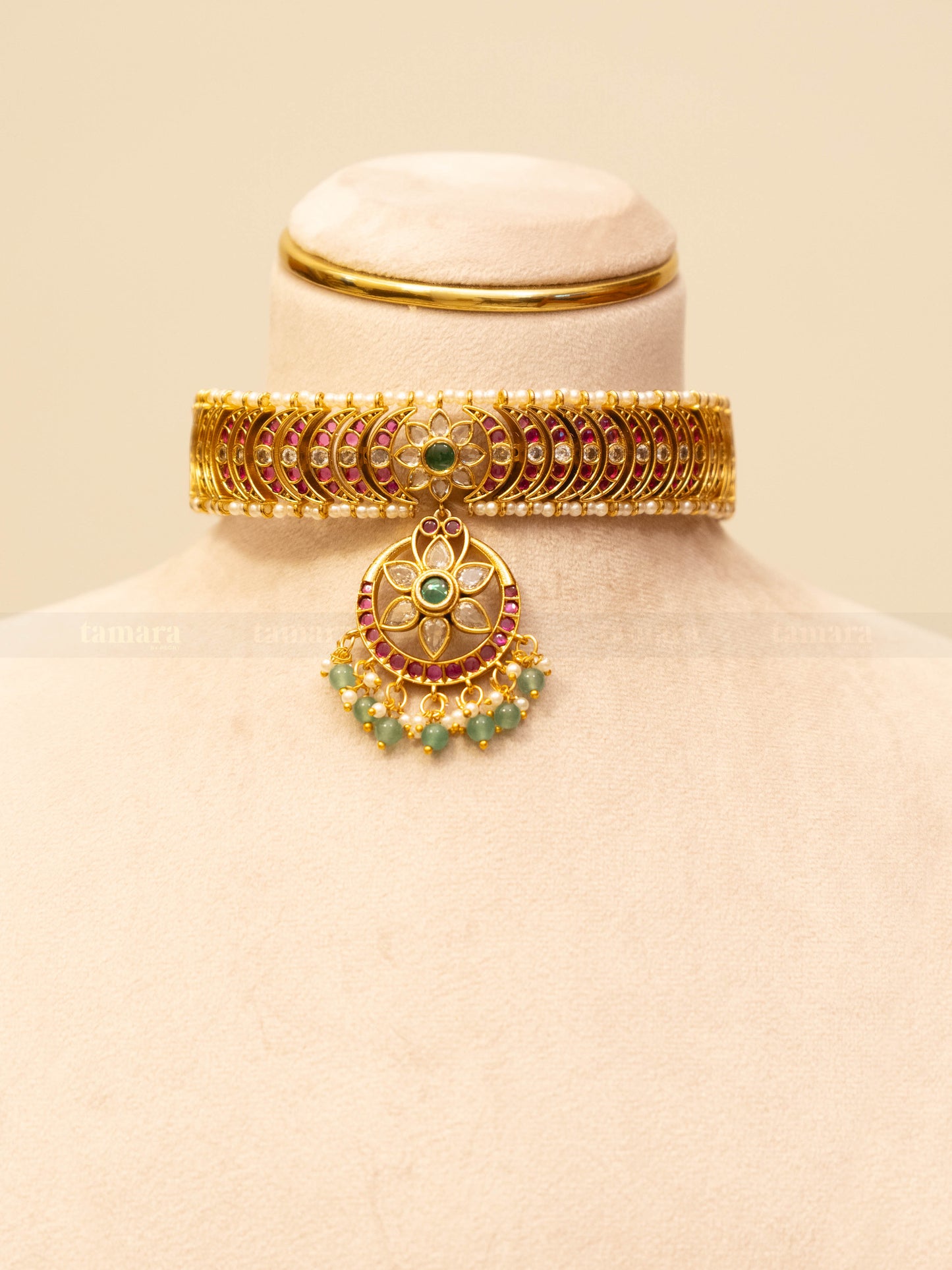 Kemp Chandbali Floral Choker Set