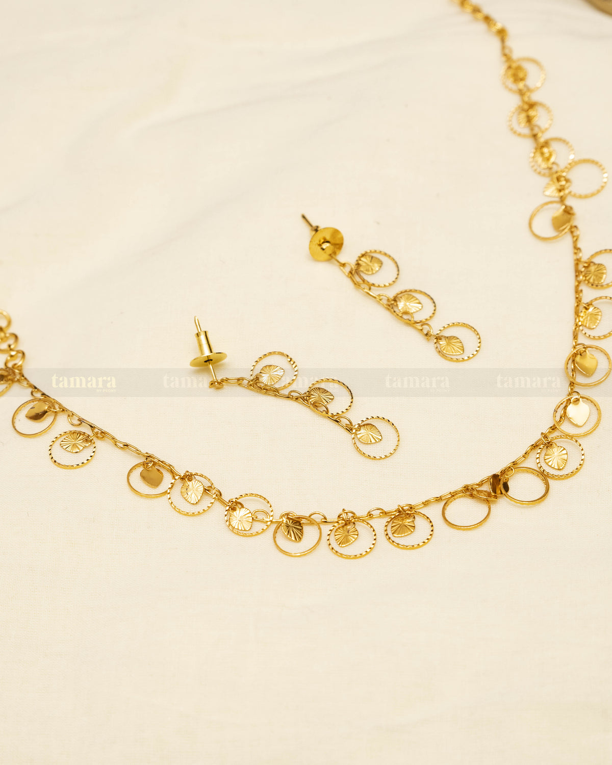 Ila Necklace Set