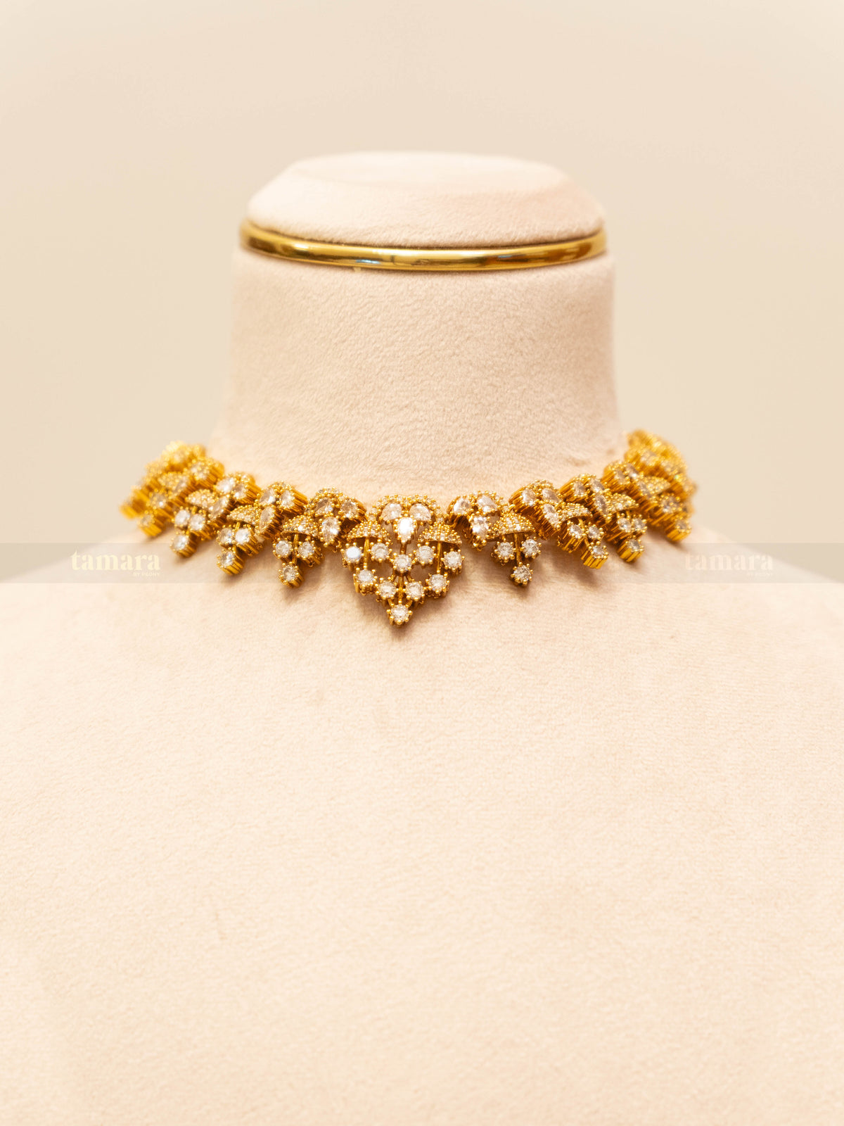 Studded Necklace Set - White