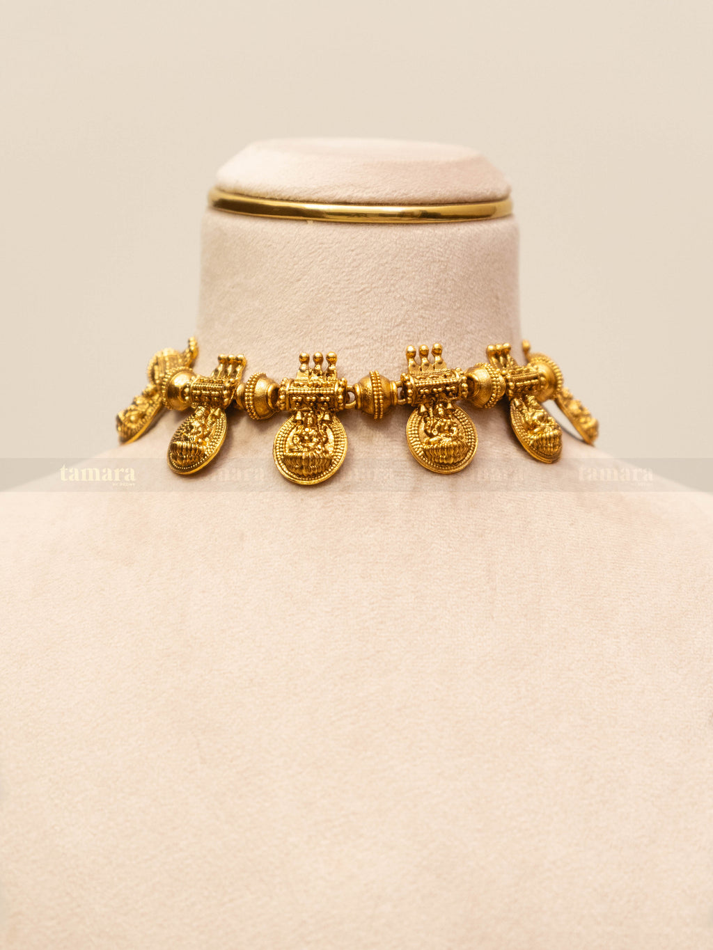 Aaradhya Necklace Set