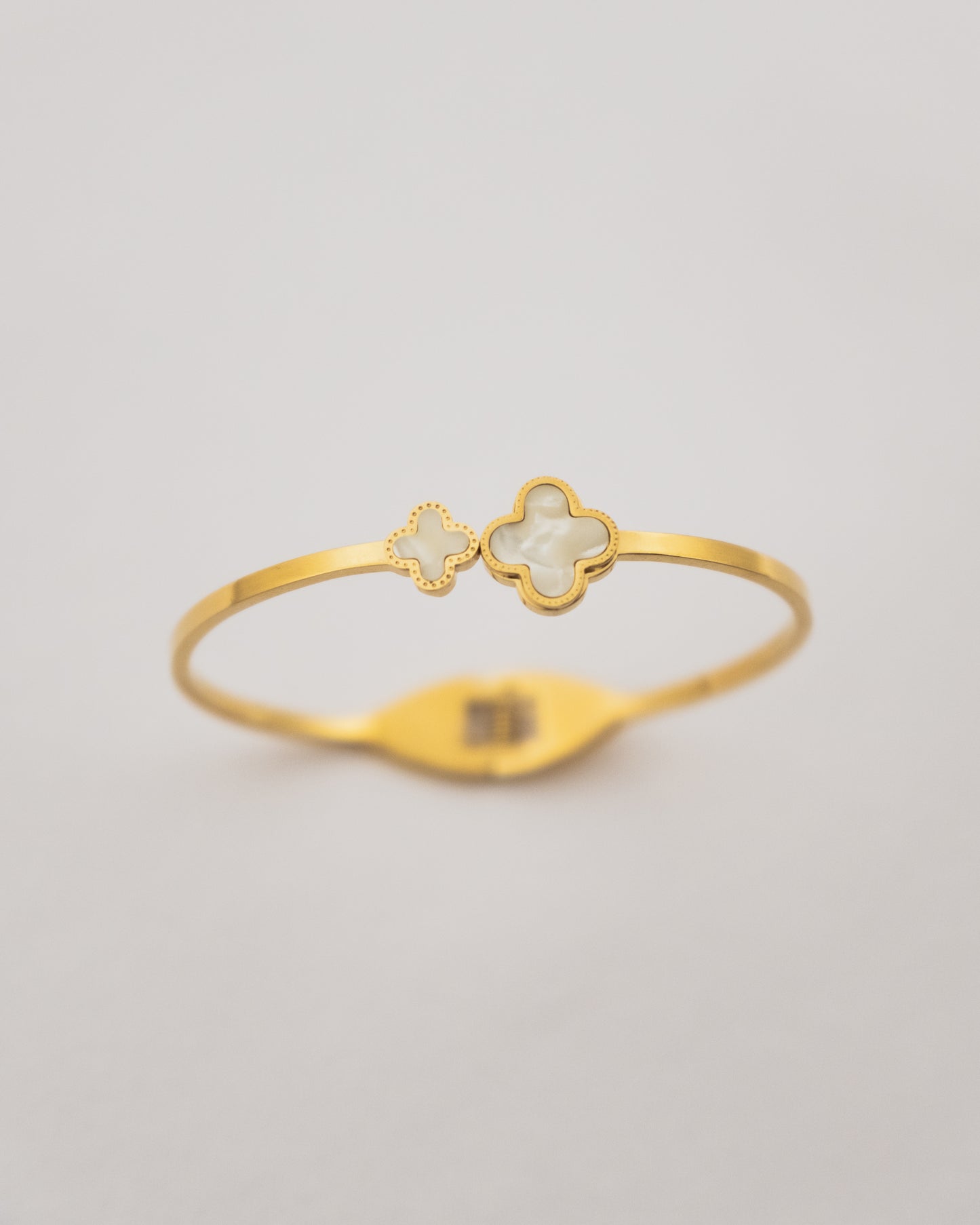 Lune Clover Cuff