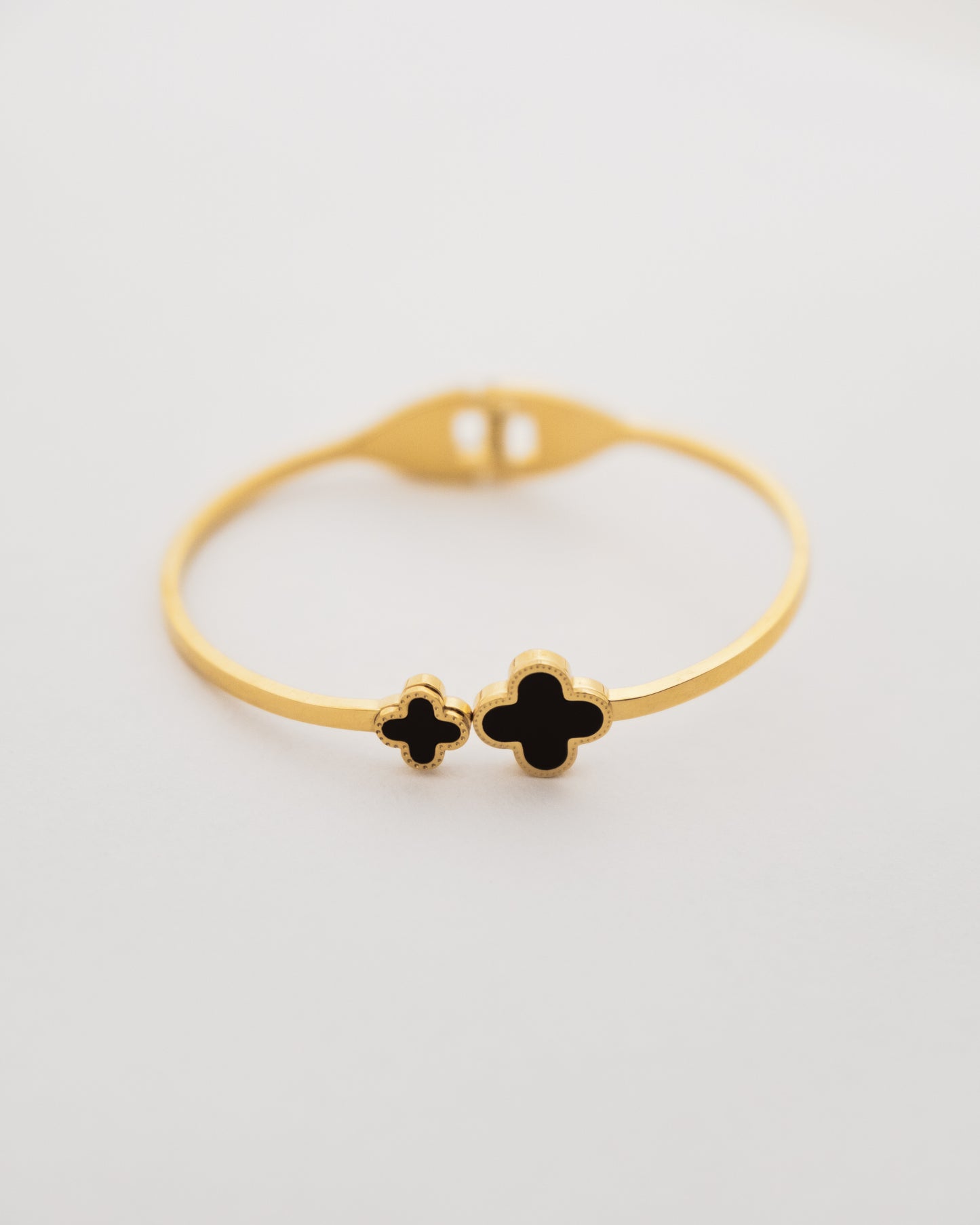 Noir Clover Cuff