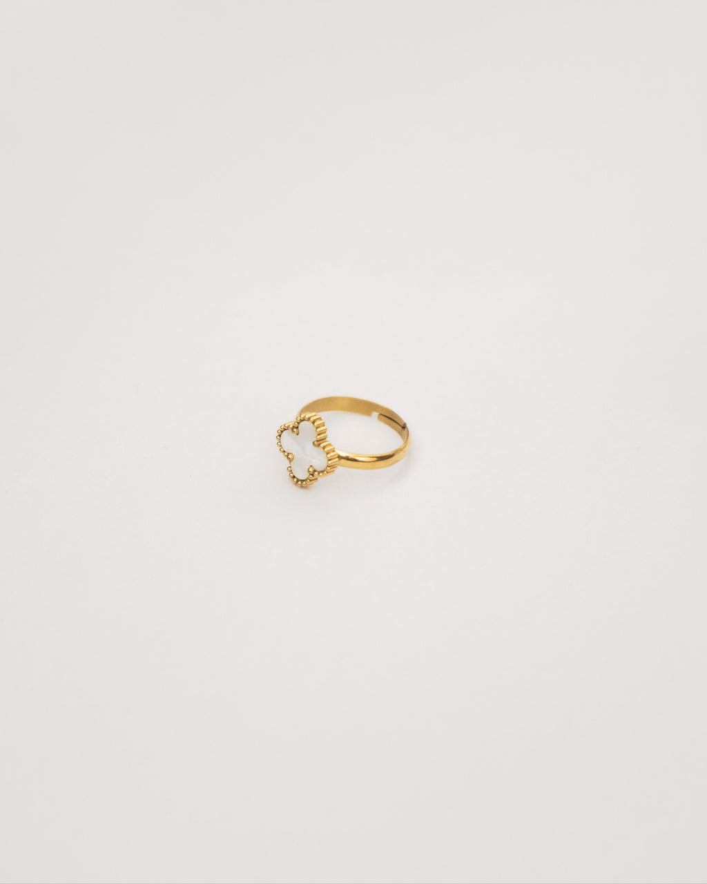 Lune Clover Ring