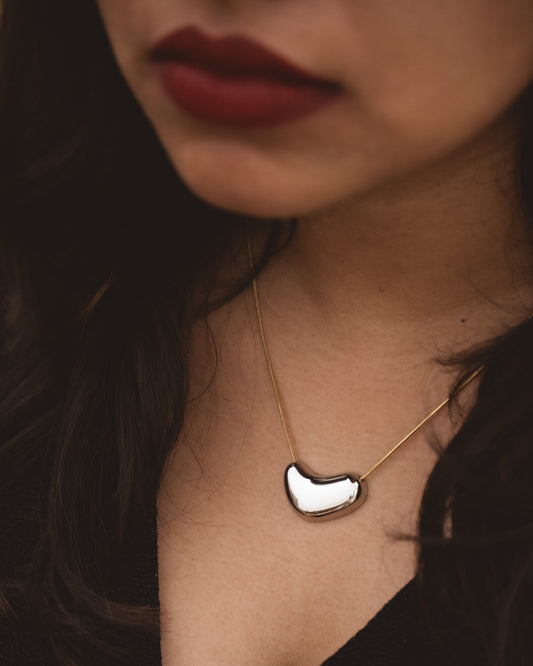 Luna Curve