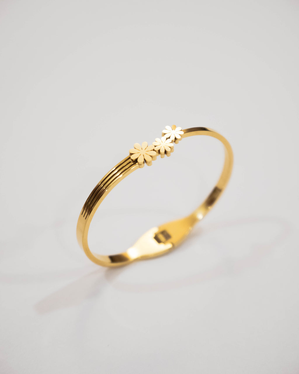 Daisy Trio Cuff