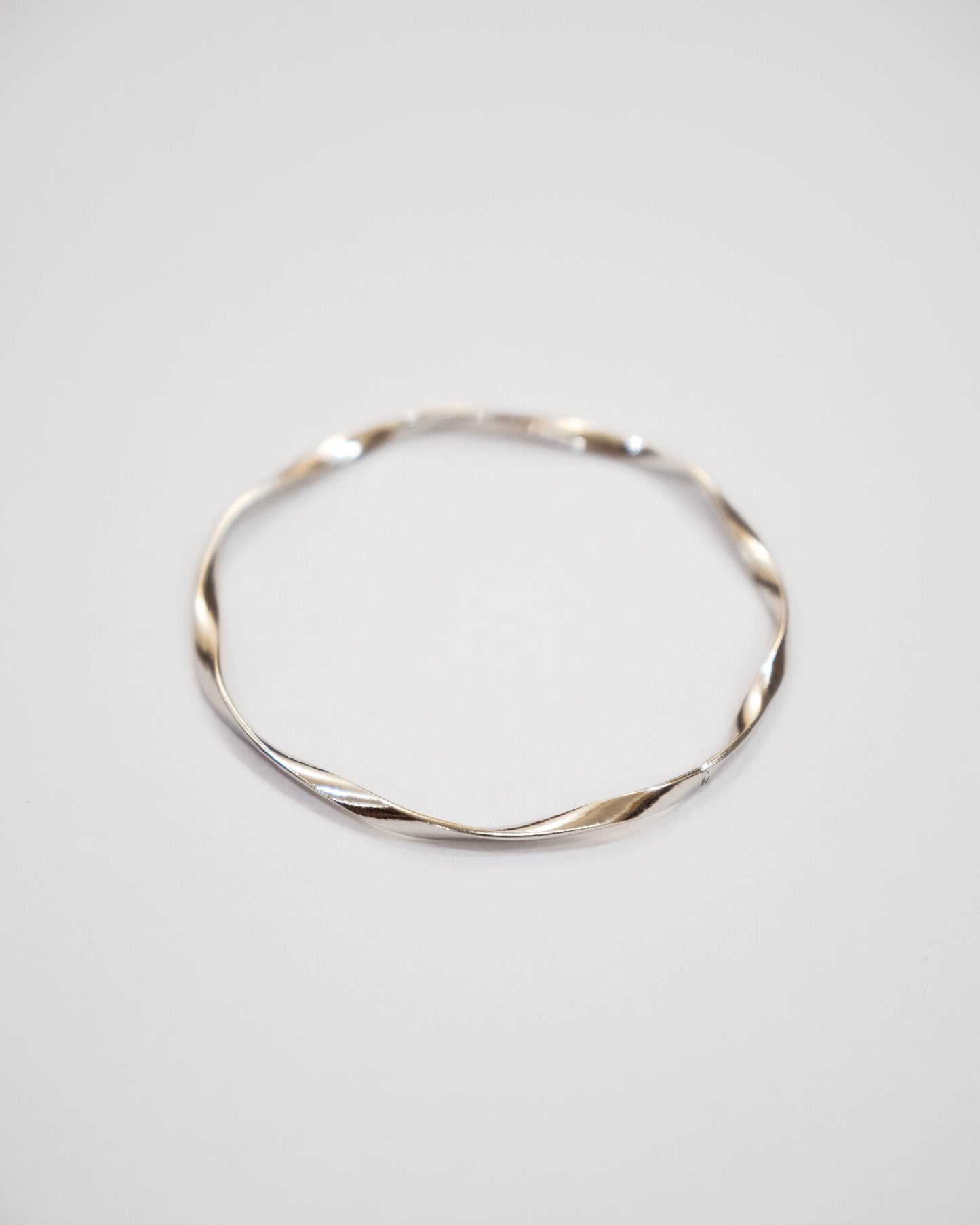 Twisted Loop